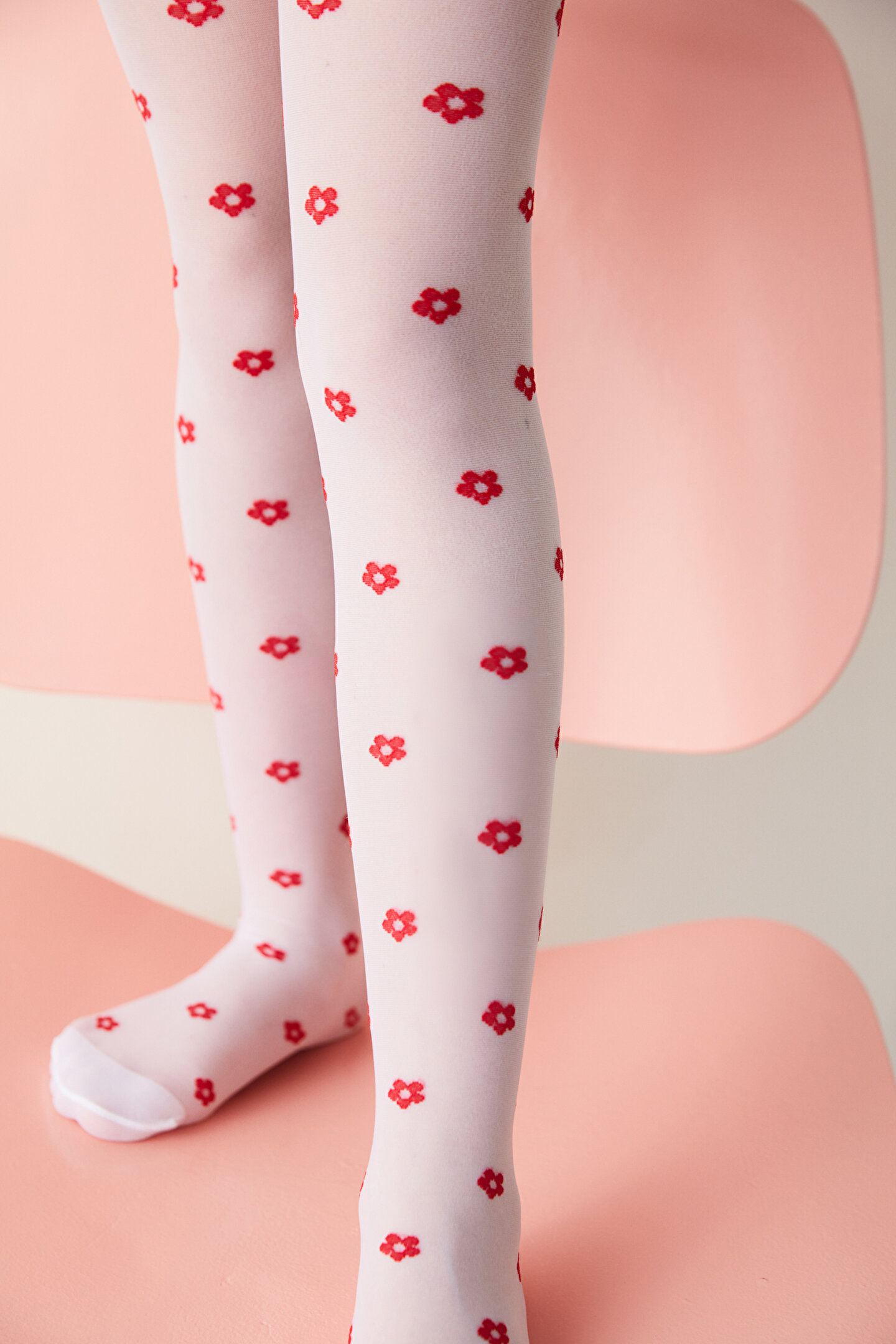 Kırmızı Külotlu Çorap - 1
