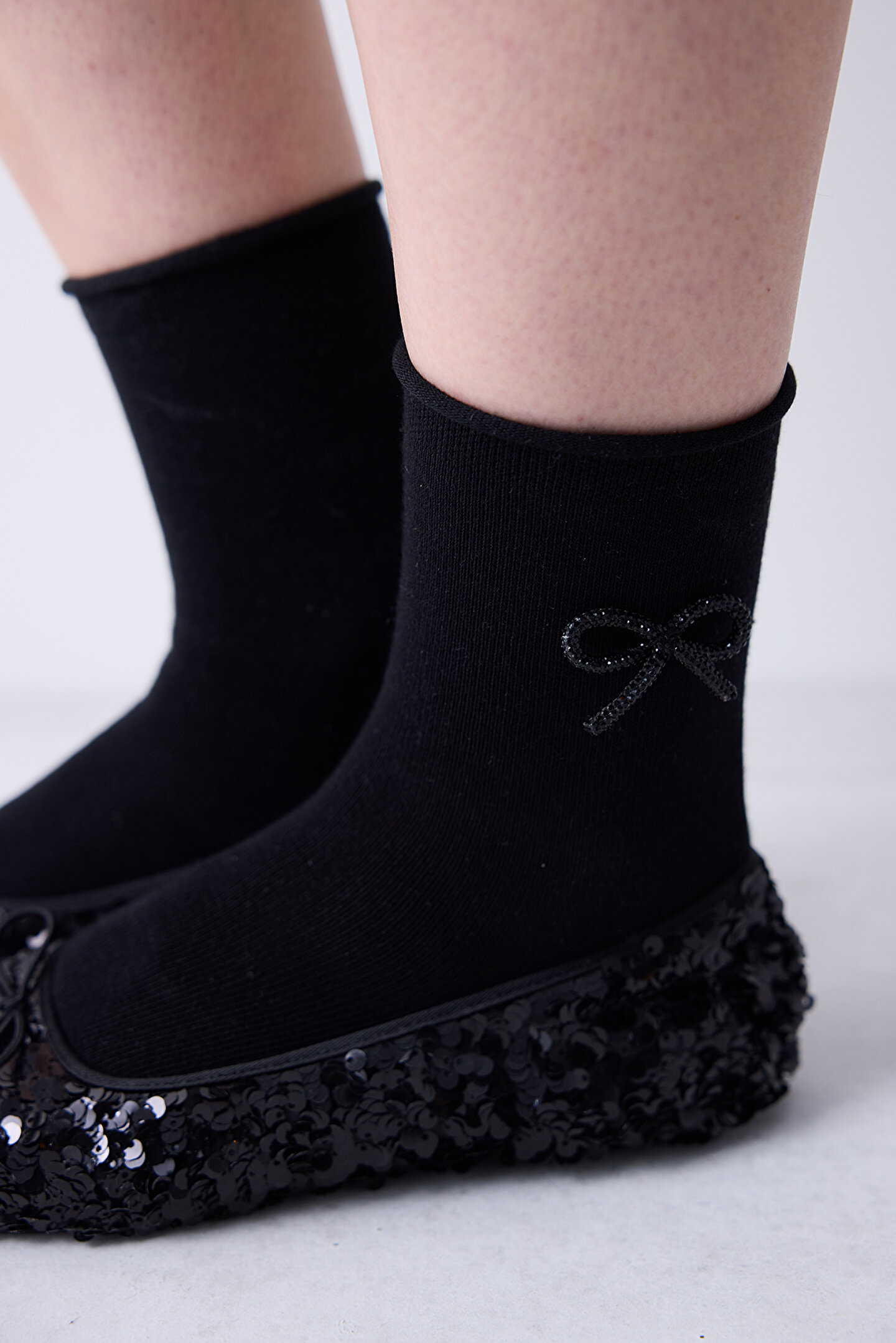 Diamond Bowtie Black Socket Socks - 1