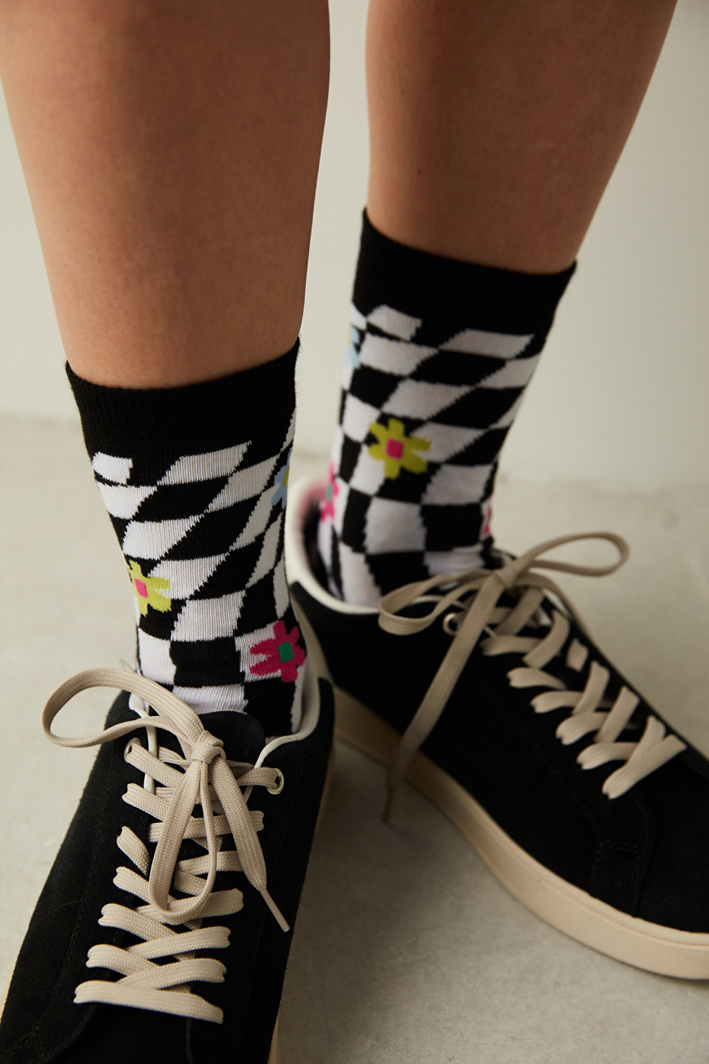 Dama Flower Socket Socks - 1