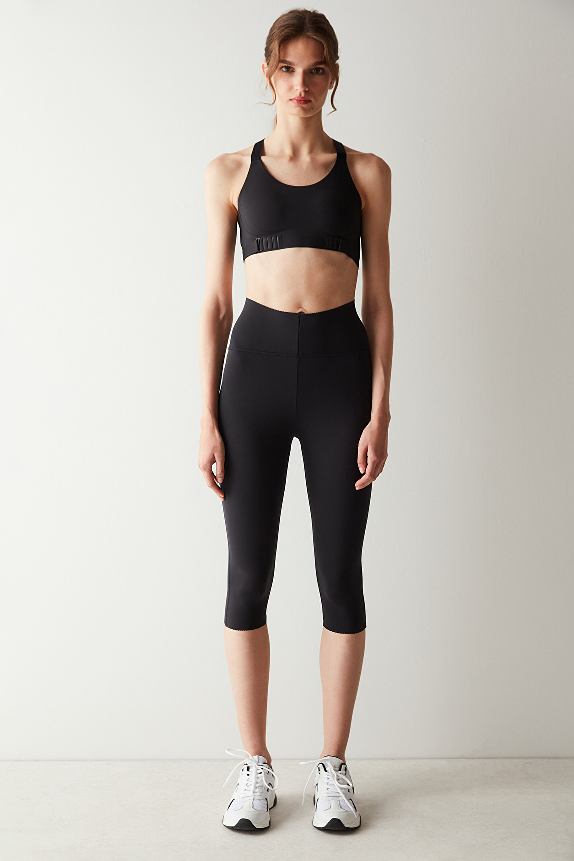 Siyah Yüksek Bel Toparlayıcı Capri Form Tayt PH273C5G23SK-BK3