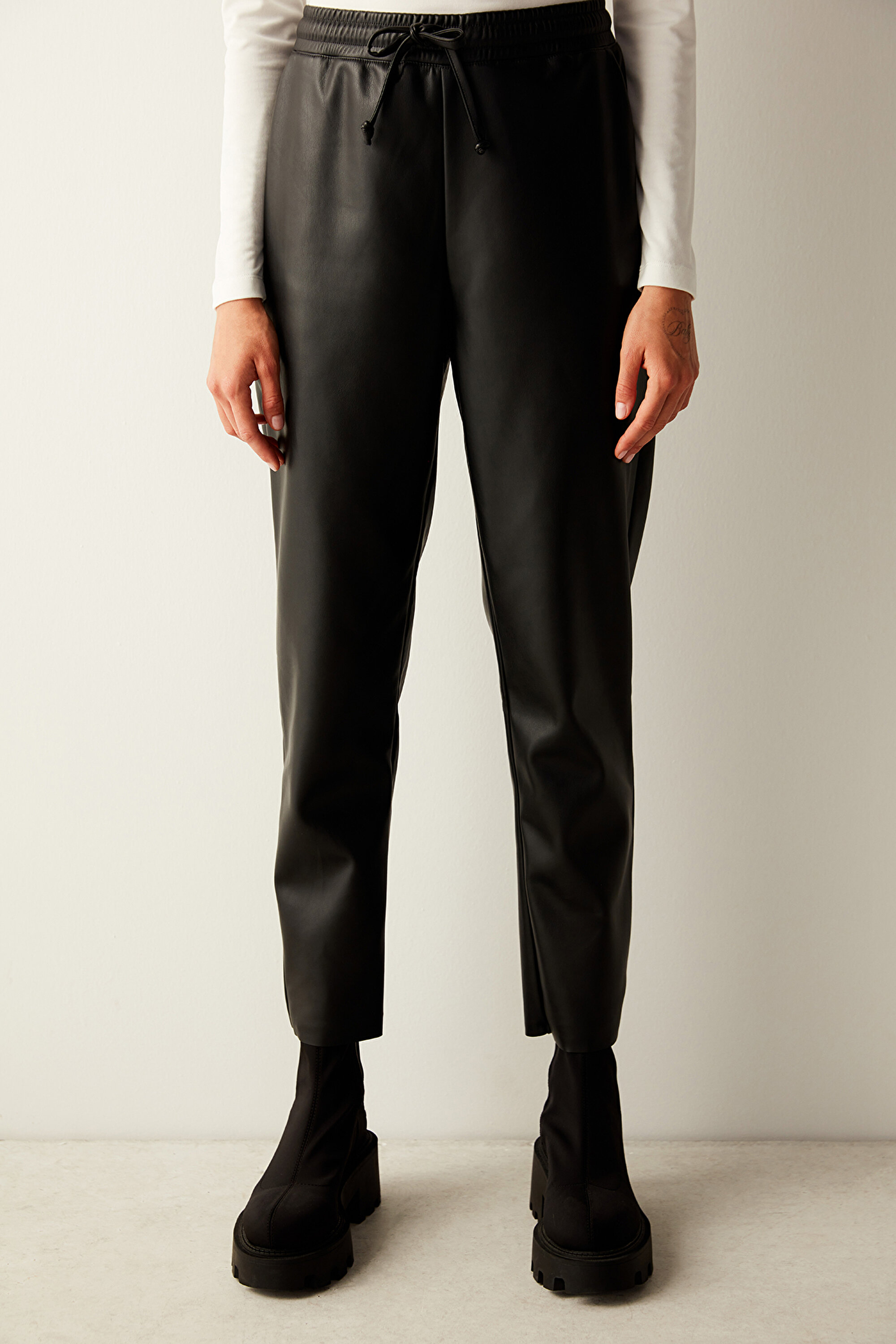 Suni Deri Siyah Jogger Pantolon PH4RJNL823SK-BK3 - Siyah - Penti