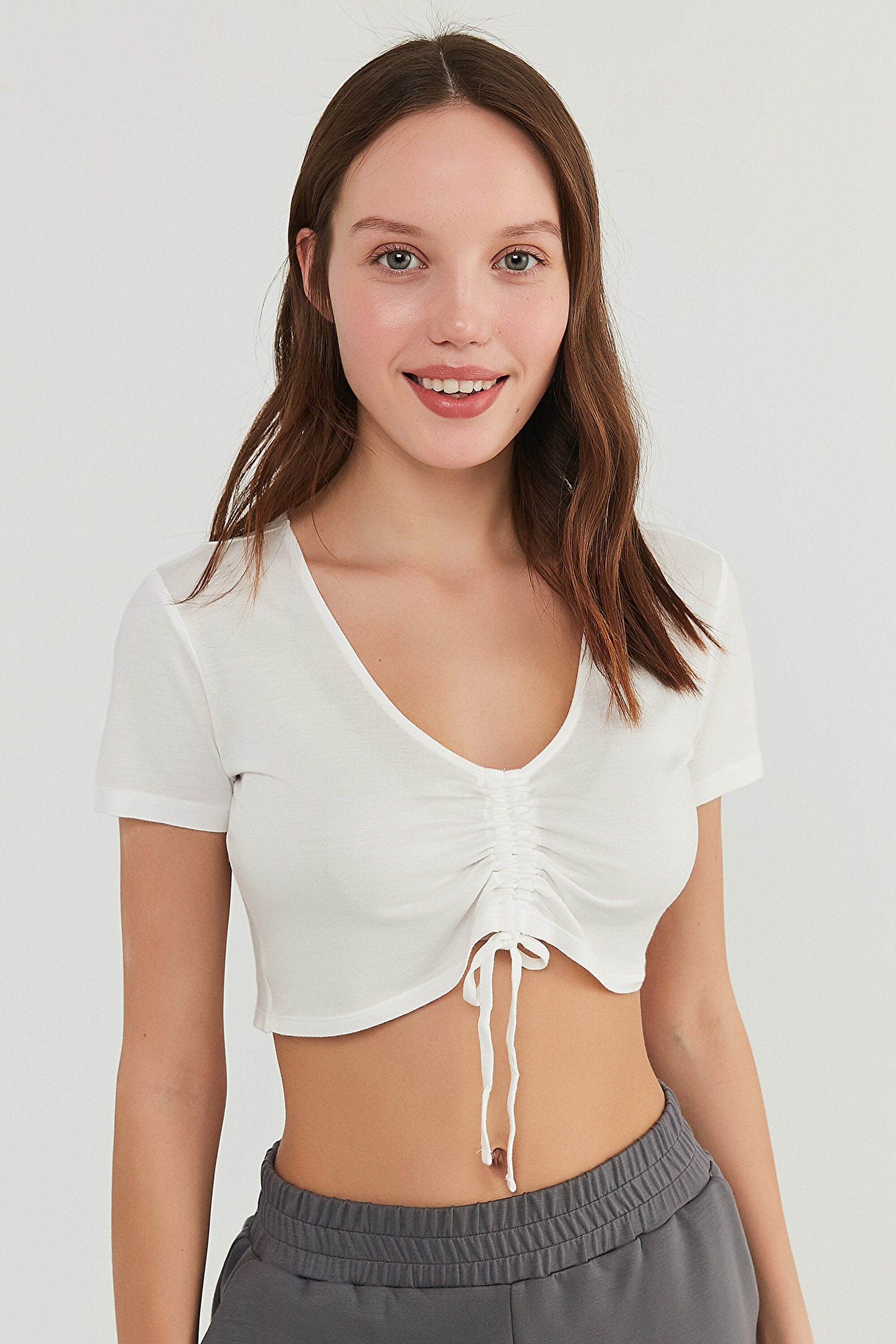 PFT V NECK CROP TSHIRT, L, BYZ BEYAZ1