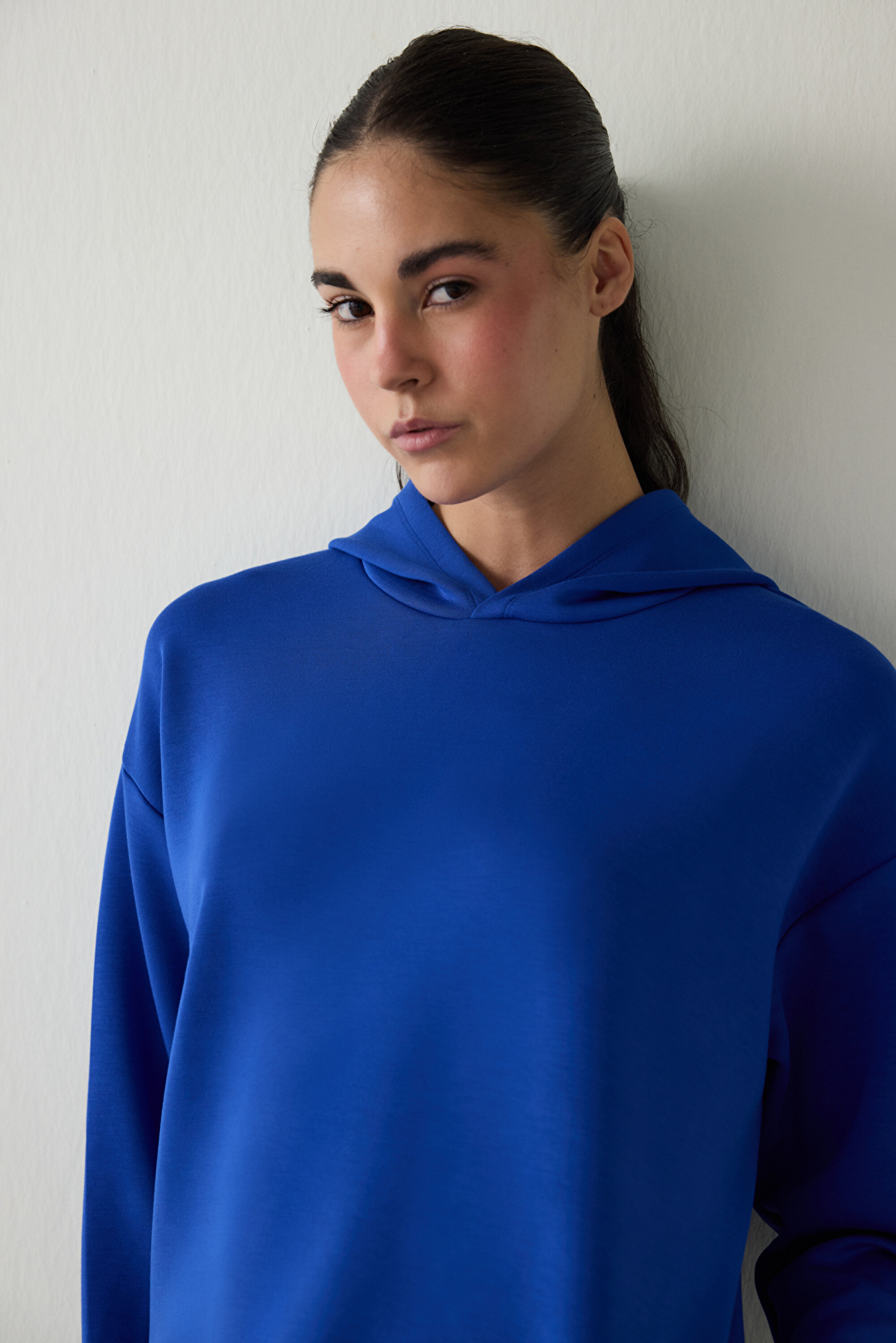 Saks Silky Feel Kapüşonlu Slogan Baskılı Sweatshirt PHG5588X25SK