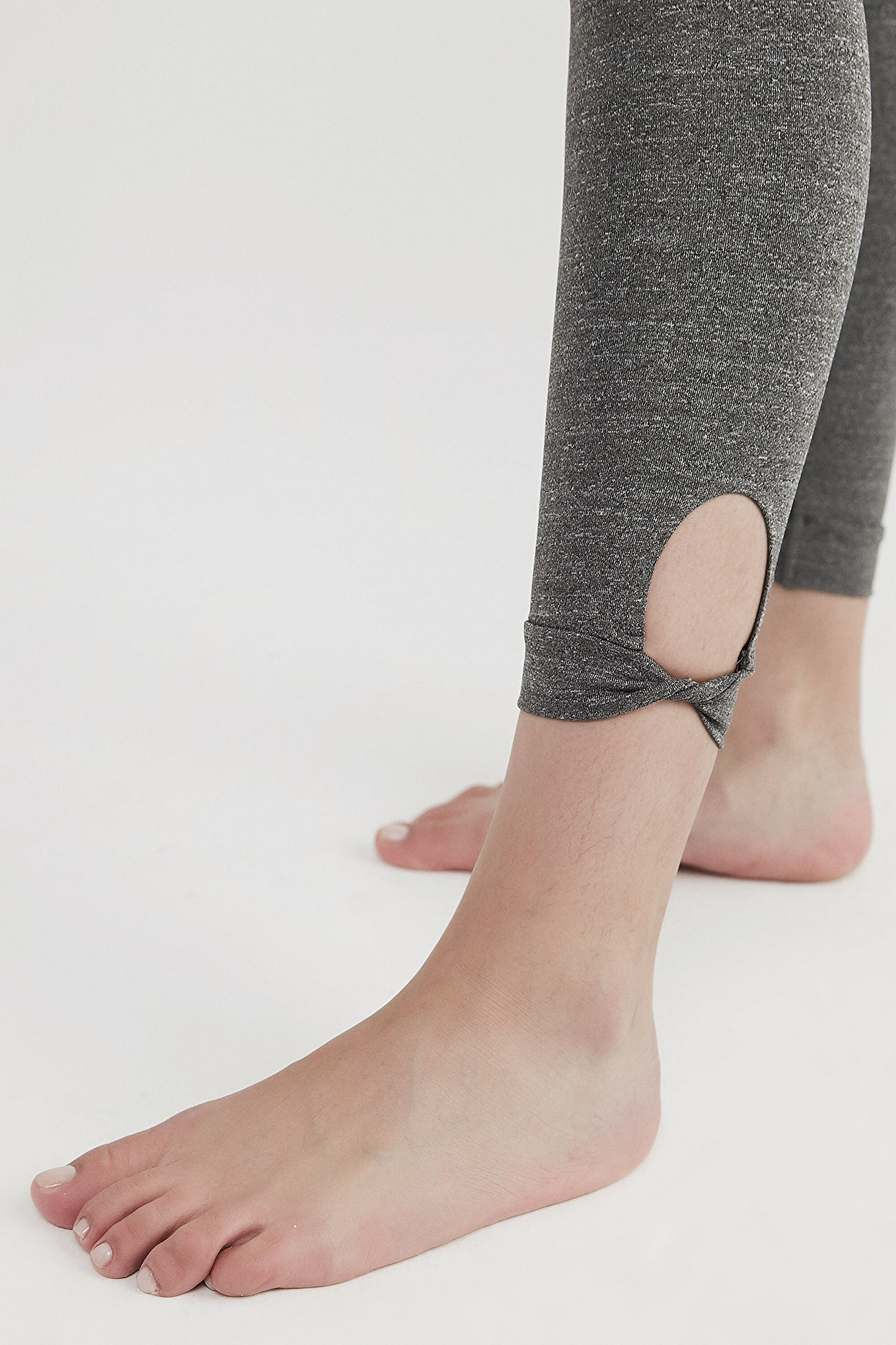 TWIST DETAILED CROP LEG, L, AHT ANTRASIT