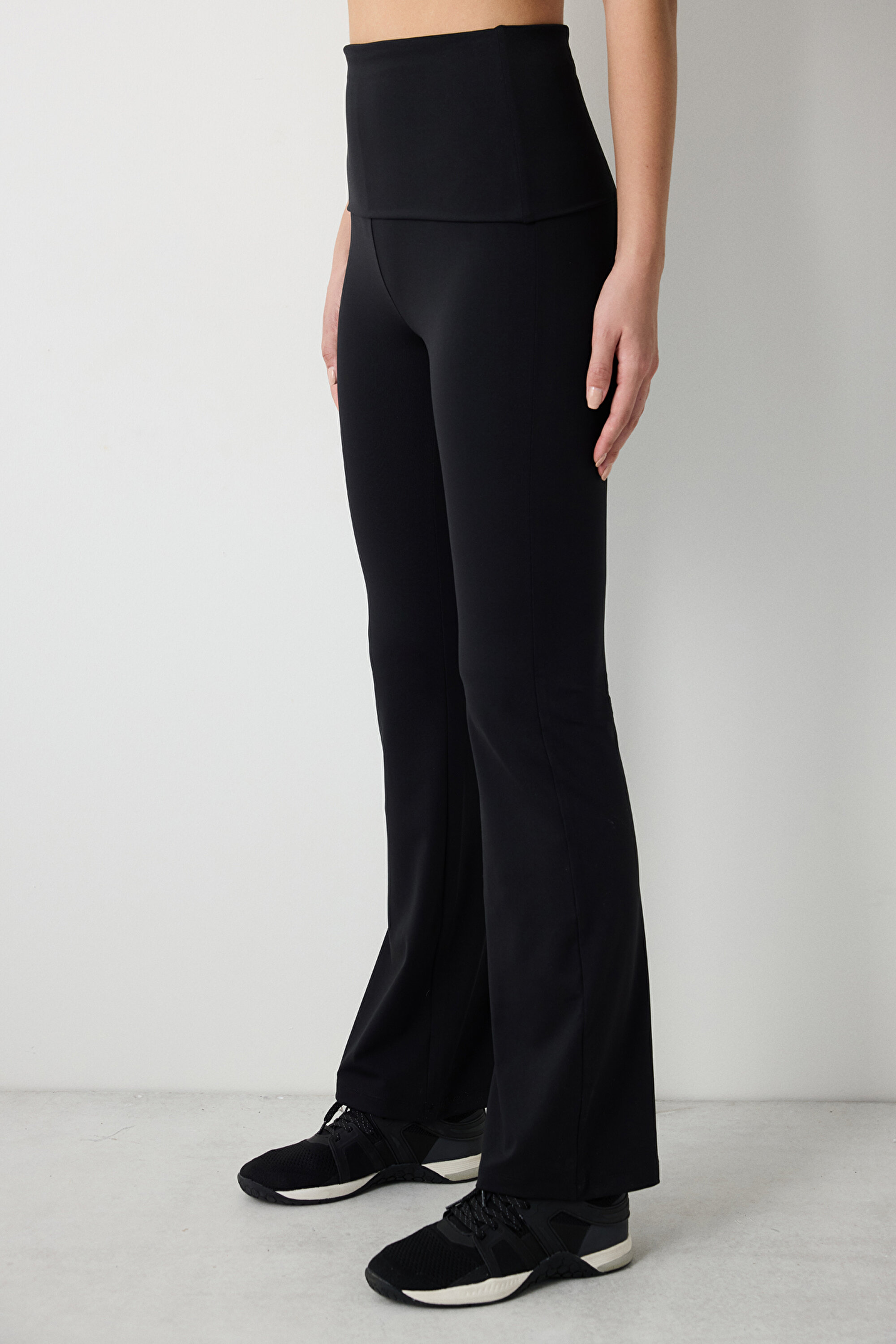Foldable Waist Flare Black Pant PHRQ0TFZ25IY-BK3 - SIYAH - Penti
