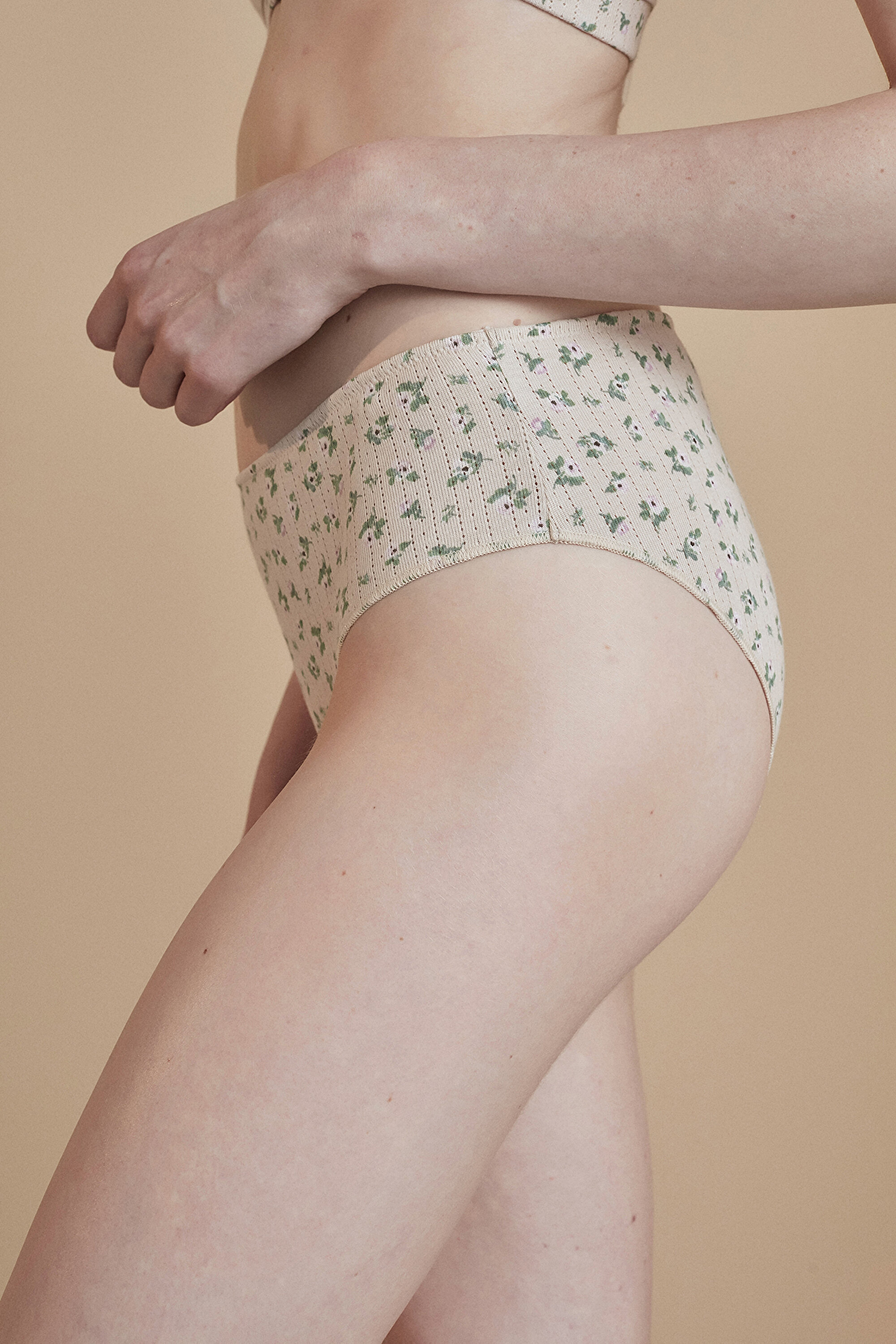 BLISS ROSE PRINTED HIPS, L, PN73 A.PEMBE