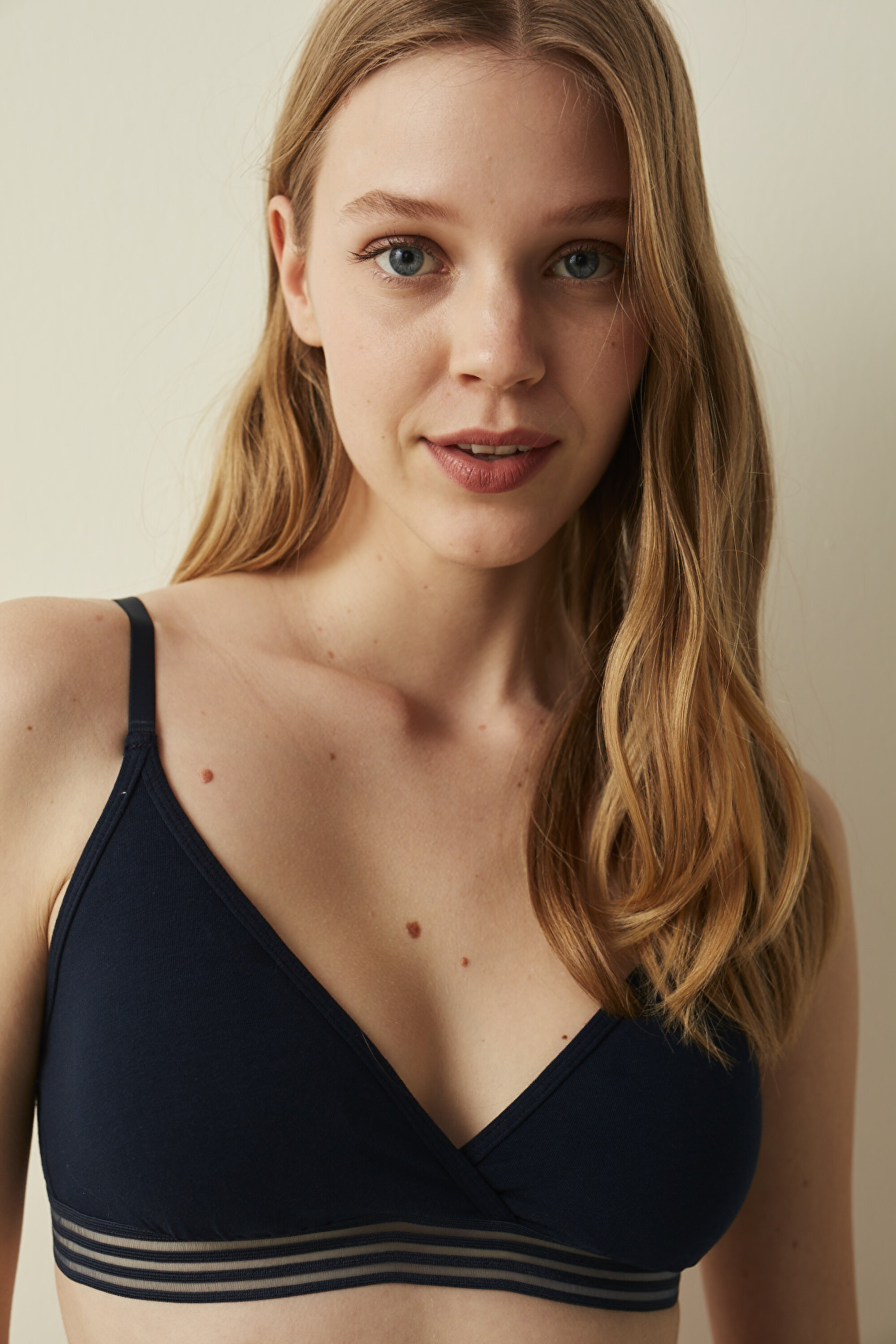 TRIANGLE REMOVABLE P, 70A, NV14 LACIVERT