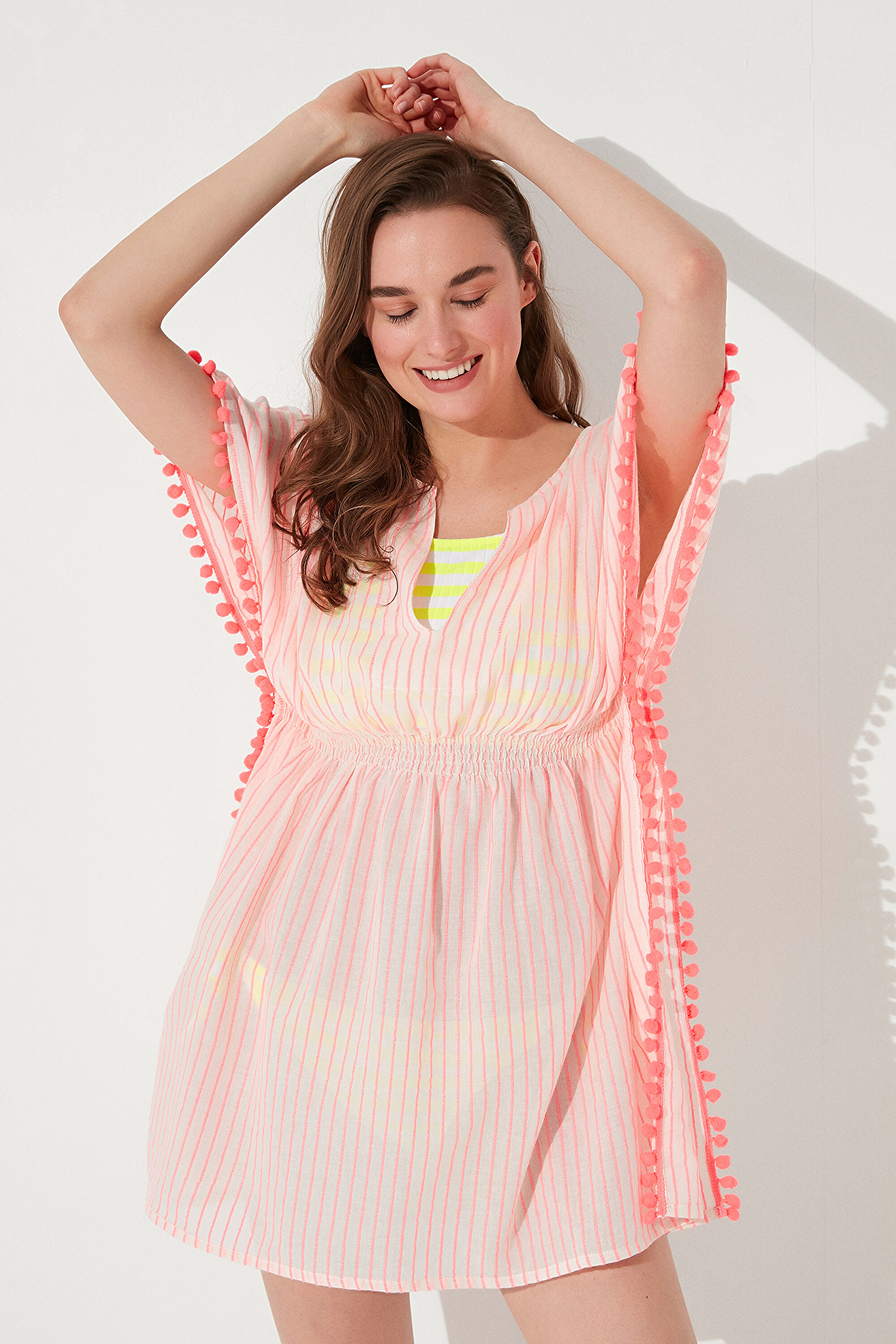 STRIPED POM POM KAFTAN, M/L, B07 BEJ3
