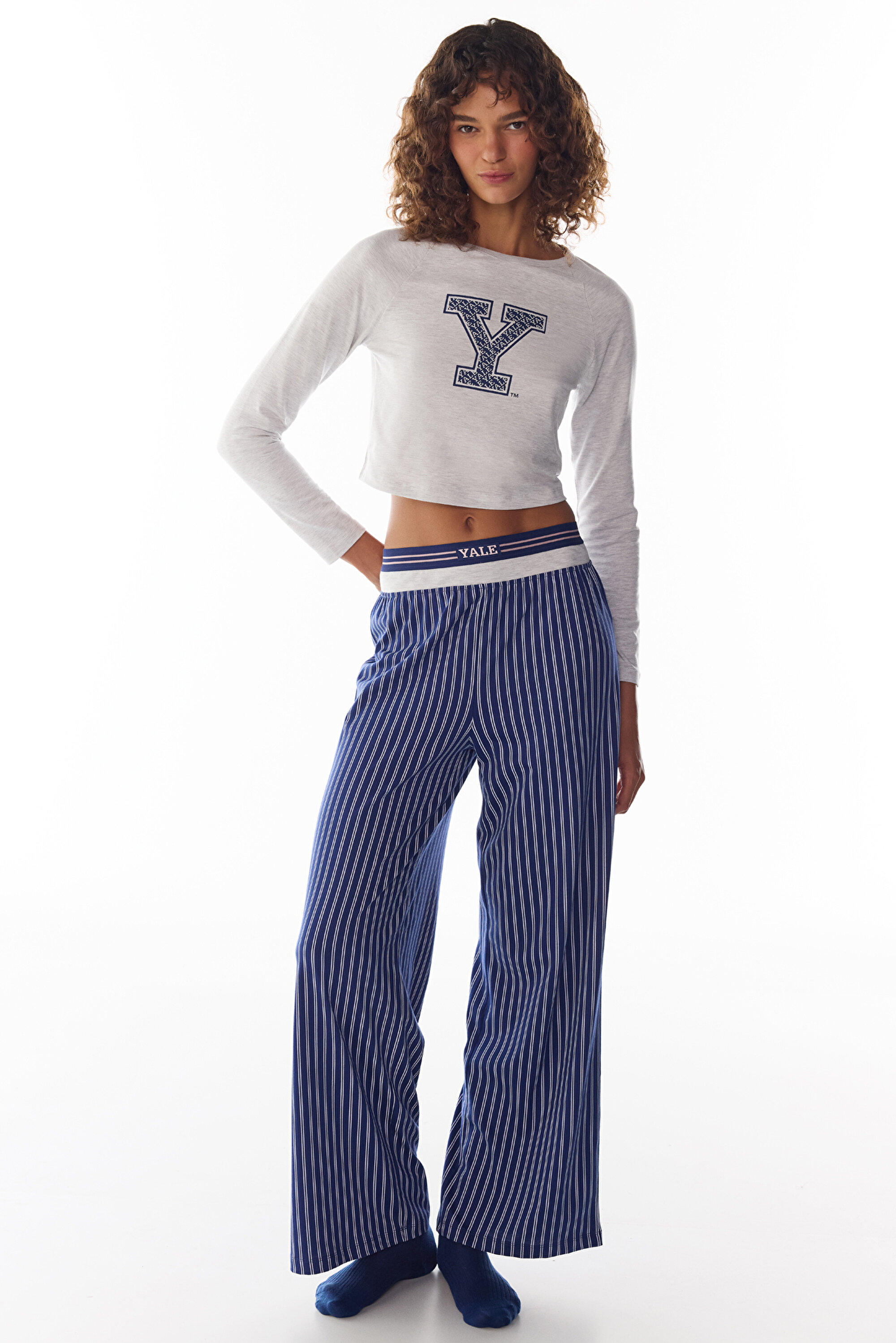 Lacivert Yale Graffiti Desenli Uzun Kollu Pantolon Pijama Takımı