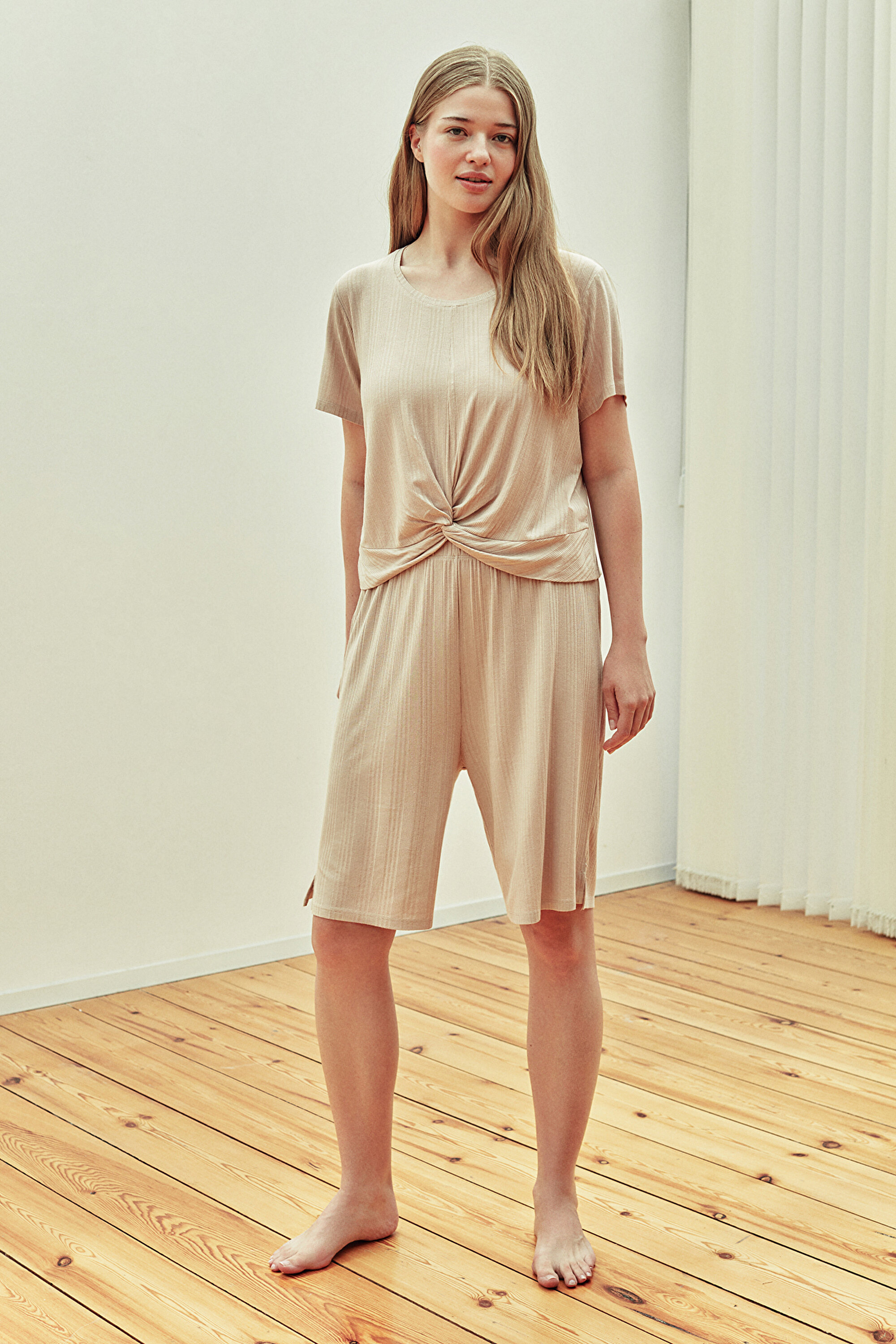 LATTE RIB KNOT SS T-SHIRT, L, LTT LATTE