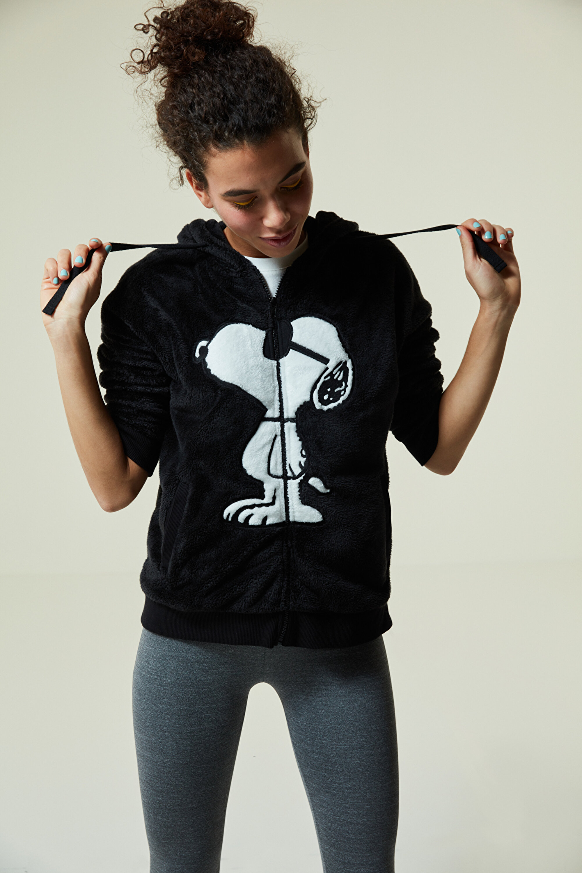 Siyah Snoopy Fermuarlı Sweatshirt PNH4RX6822SK-BK3 - Siyah - Penti