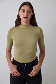 Haki Yarım Balıkçı Yaka 3/4 Kollu Slim Fit Üst PHG99JP925SK-76 - Haki - Penti