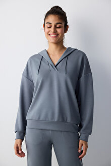 Gri V Yaka Kapüşonlu Silky Touch Sweatshirt_1