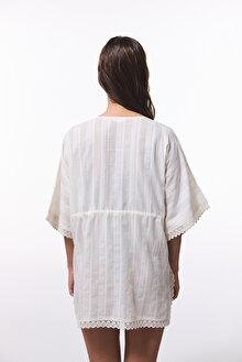 Kırık Beyaz Shiny Cute Crinkle Mini V Yaka Kimono_1