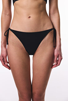 Siyah Bağlamalı Düşük Bel Bikini Altı