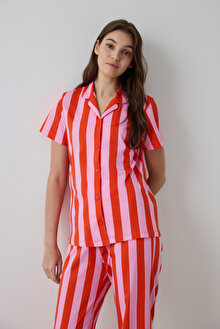 Mercan Chill Days Çizgili Gömlek Yaka Pamuklu  Kısa Kollu Pijama Takımı PNC1Z5BU25SK-CR29 - MERCAN RENGI - Penti_1