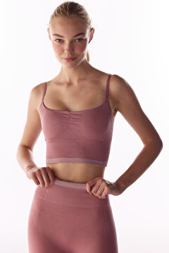 Tozlu Pembe