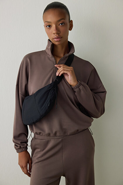 Haki Silky Feel Dik Yaka Crop Sweatshirt