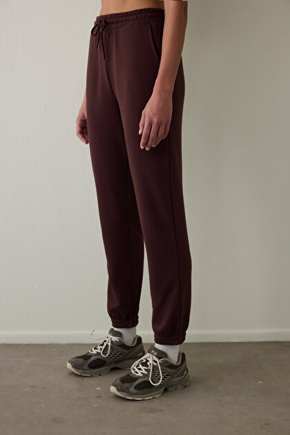 Kahverengi Normal Bel Bağlama Detaylı Jogger Eşofman Altı