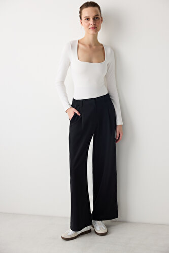 ★E.B.M★ Tutu loose fit wide pants EMP1WPT020 PHTUAJA324SK-CPC_front.jpg