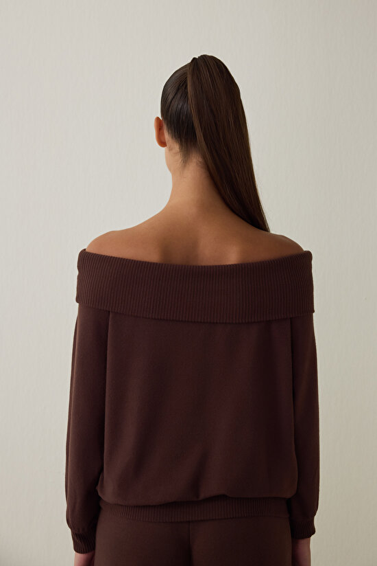 Kahverengi Uzun Kollu Rahat Kesim Kayık Yaka Üst - 7