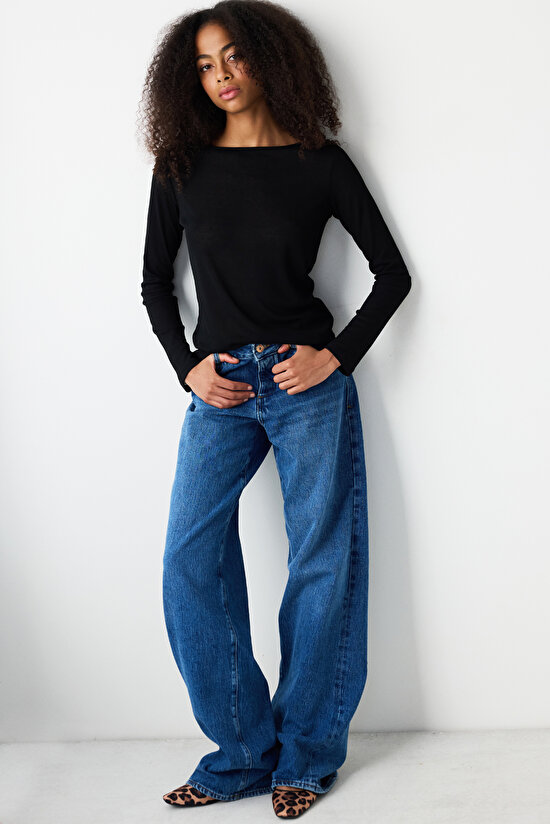 Siyah Yarı Transparan Uzun Kollu Üst - 4