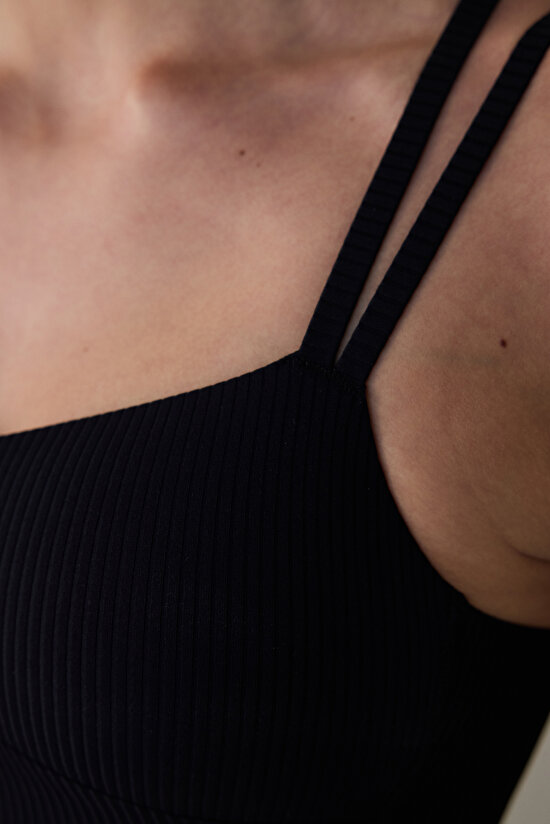 Siyah Hafif Destek Çapraz Askılı Spor Sütyeni Siyah Hafif Destek Çapraz Askılı Spor Sütyeni - 5