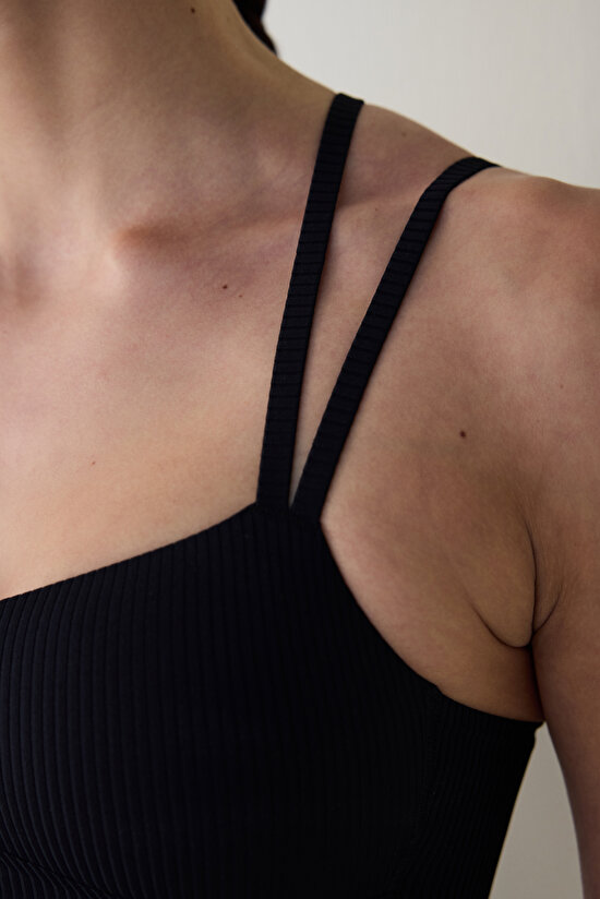 Siyah Hafif Destek Çapraz Askılı Spor Sütyeni Siyah Hafif Destek Çapraz Askılı Spor Sütyeni - 6