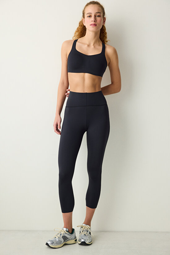 Siyah Yüksek Destek Sırt Detaylı Spor Sütyeni - 4