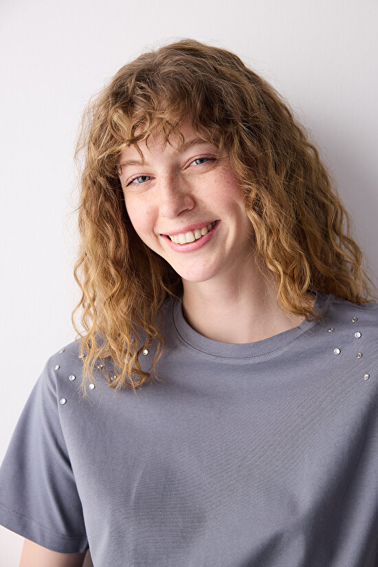 Kısa Kollu Parlak Taş Detay Antrasit Tişört - 3