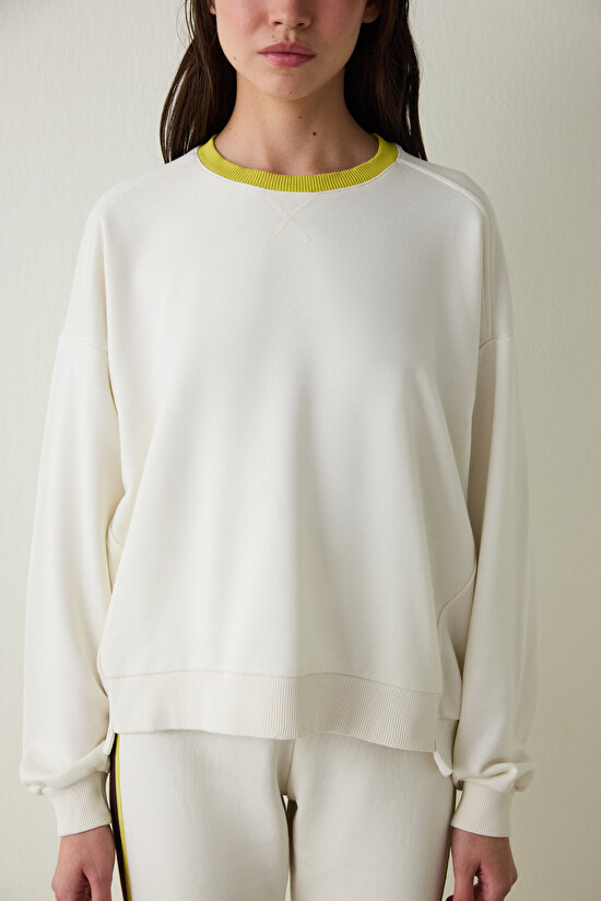 Light Beige Floral Patterned Collar Oversize Bell Sweatshirt - Inspired by Flora - 5