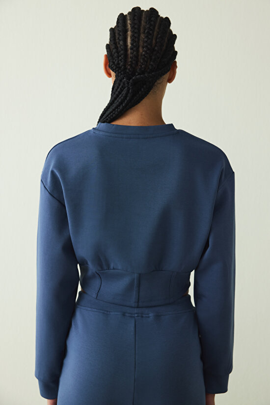 Indigo Belle Line Crew Neck Crop Sweatshirt - 7