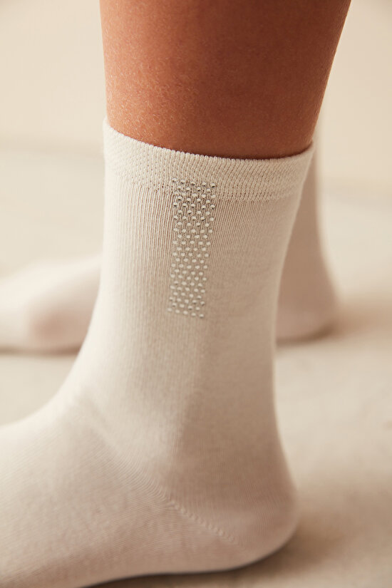Gümüş Taşlı Beyaz Soket Çorap - 2