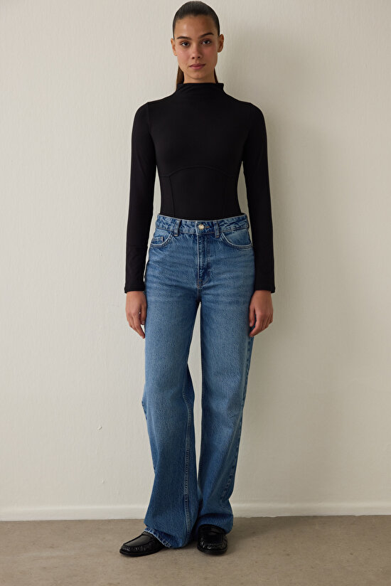 Siyah Yarım Balıkçı Yaka Uzun Kollu Bodysuit - 5