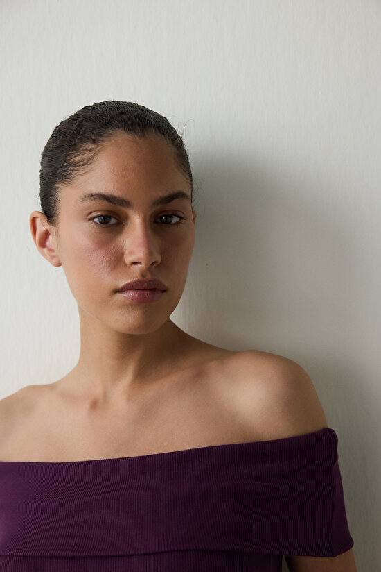 Purple Madonna Collar Sleeveless Slim Fit Fixed Covered Top - 4