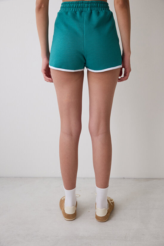 Retro Green Short - 4