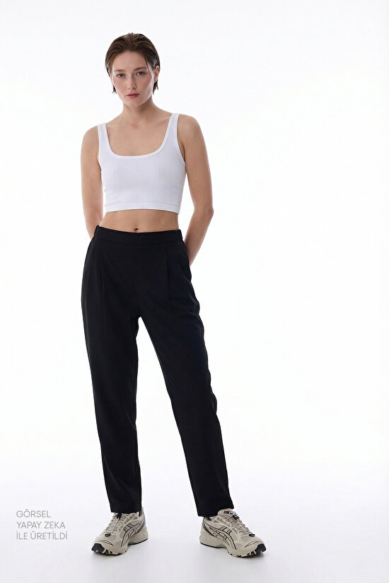 Beyaz Seamless Dikişsiz Kare Yaka Crop Üst - 4