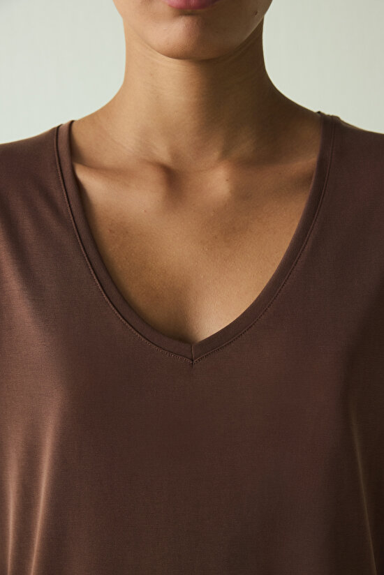 Cappuccino V Neck Short Sleeve Modal T-Shirt - 4