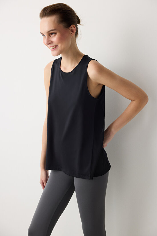 Siyah Dökümlü Spor Atlet - 3