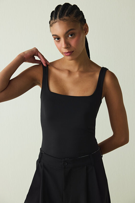 Black Square Neck Thick Strap Covered Bustier - 3