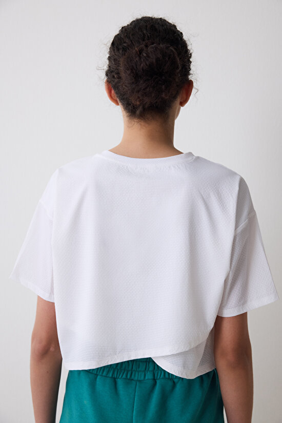 Beyaz Sırt Detaylı Tişört - 5