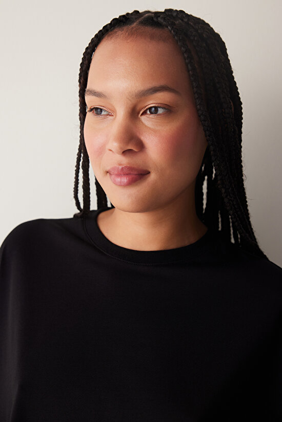 Siyah Bisiklet Yaka Basic Oversize Tişört - 4