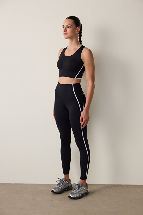 Siyah Orta Destekli Contrast Bonding Spor Sütyeni Siyah Orta Destekli Contrast Bonding Spor Sütyeni - 7