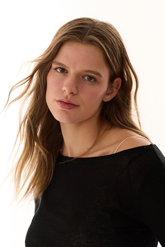 Siyah Kaşmir Karışımlı Kayık Yaka Uzun Kollu Üst - 6