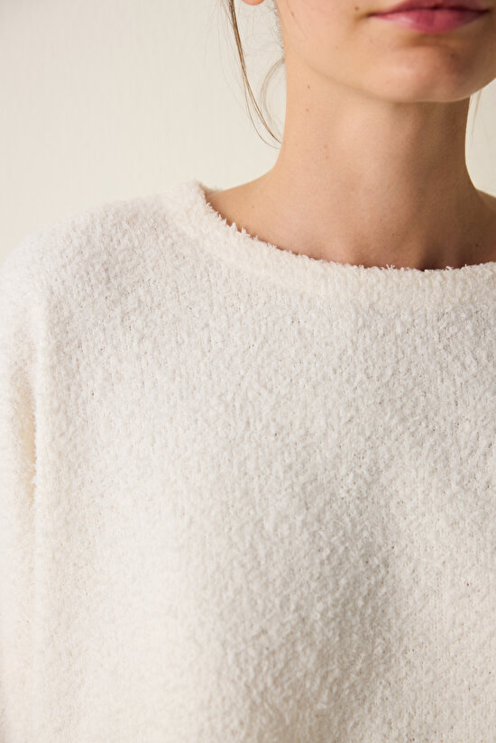 White Crew Neck Oversize Crop Sweatshirt - 5