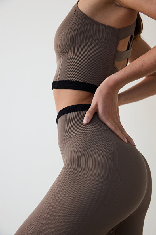 Haki Seamless Dikişsiz Çapraz Askılı Spor Sütyeni Haki Seamless Dikişsiz Çapraz Askılı Spor Sütyeni - 7