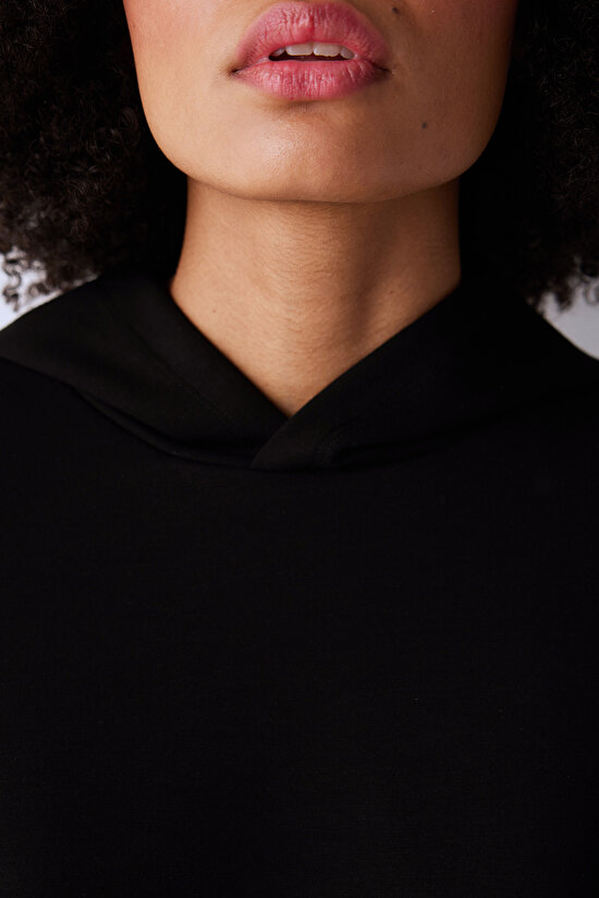 Silky Feel Black Sweatshirt - 3