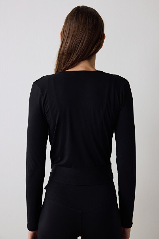 Siyah Wrap Bağlamalı Üst - 7