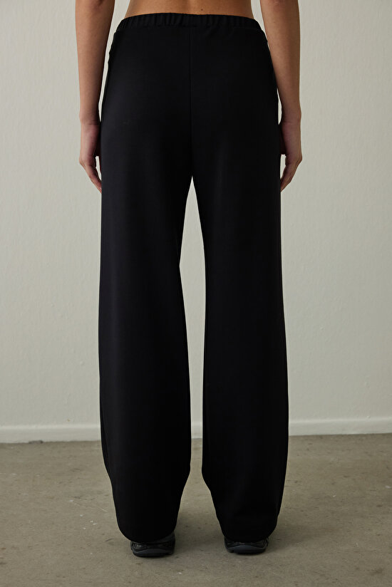 Black Silky Feel Lace-Up Loose Cut Sweatpants - 5