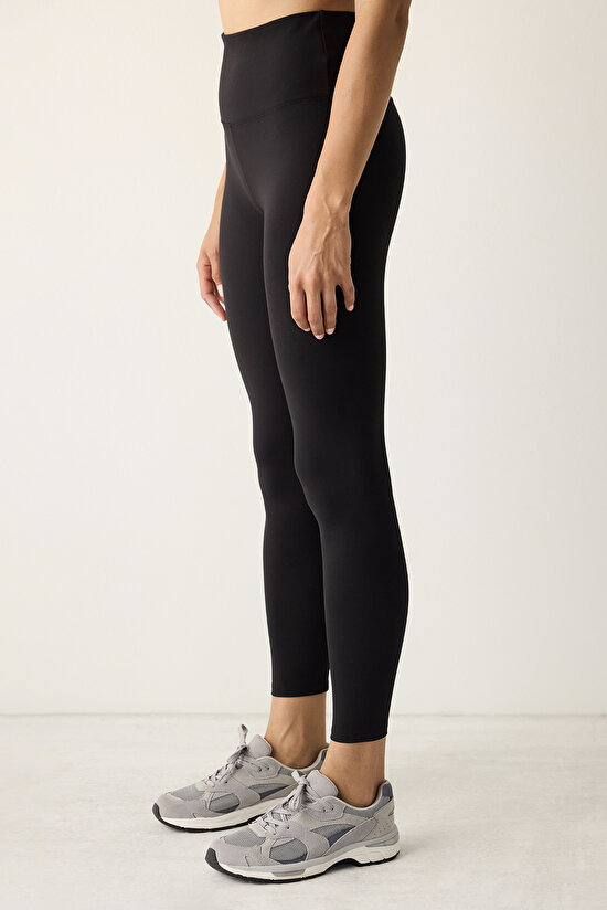 Soft Feel Black Legging - 1